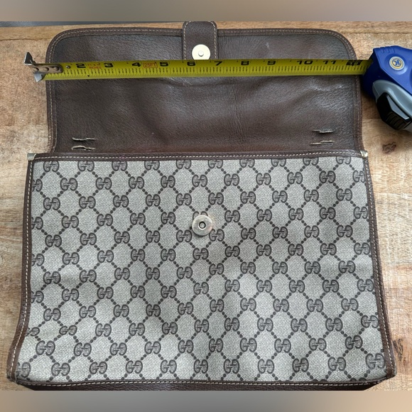 Vintage Gucci monogram clutch - Picture 10 of 15